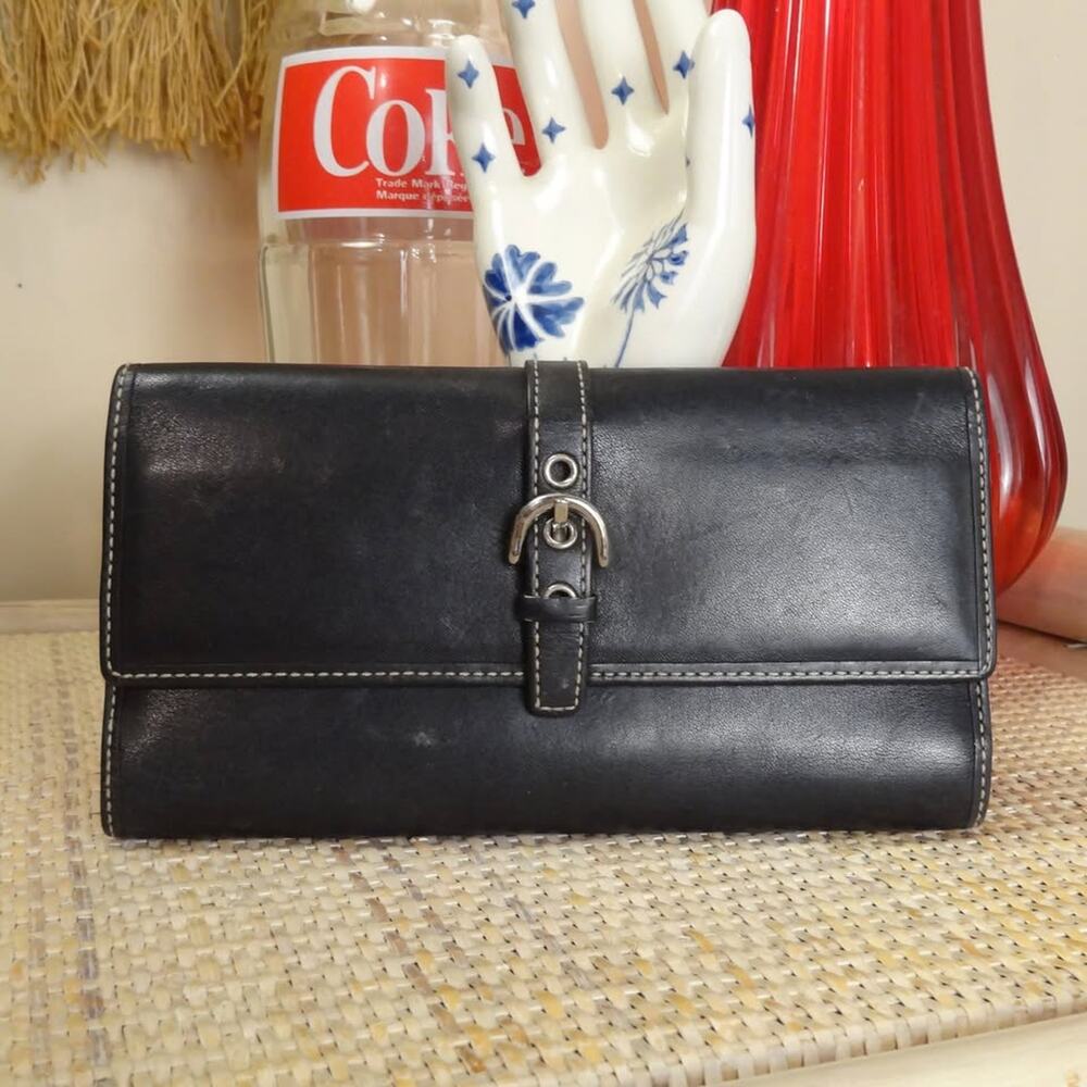Vintage Coach soho buckle black leather wallet